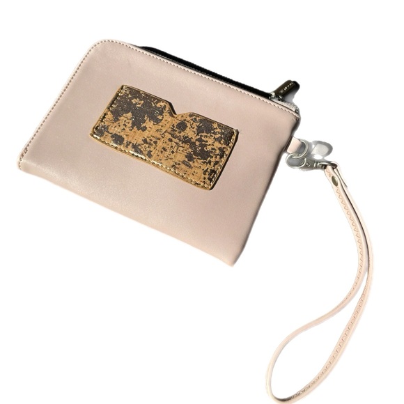 Pixie Mood Wristlet - Picture 4 of 4